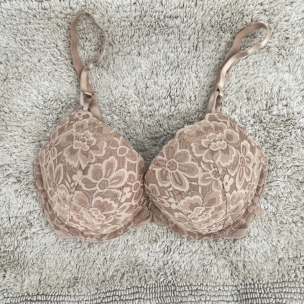 Victoria's Secret 32DD‎ Lace Underwire Bra Womens Nude Floral Convertible Straps
